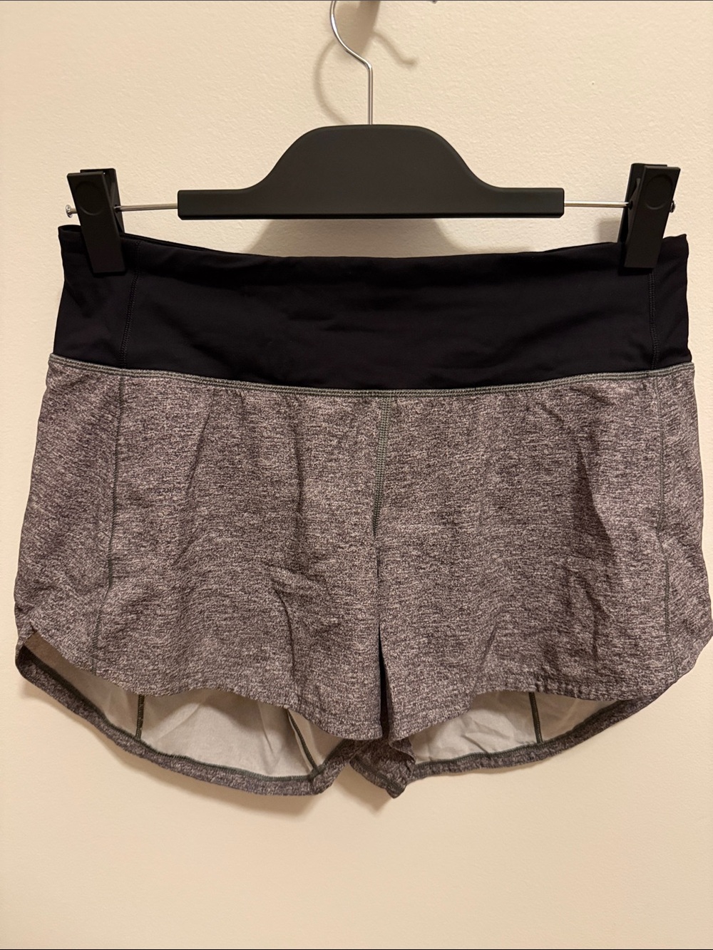 lululemon athletica Black Waistband Heather Gray Athletic Shorts